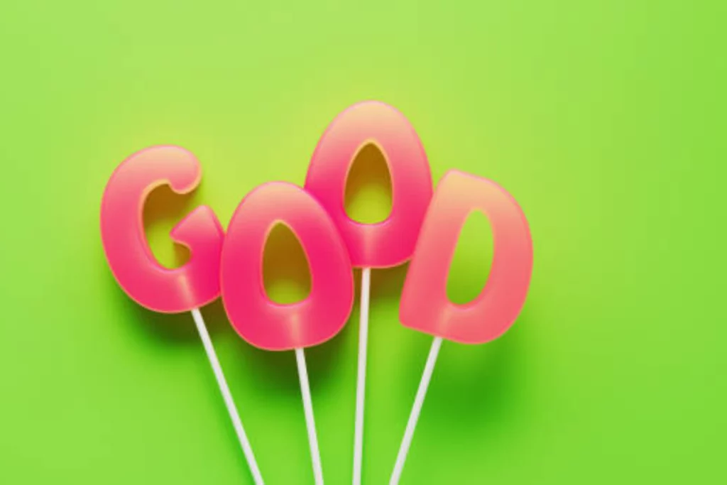 un good écris en lettre pour représenter le plaisir avec jouer